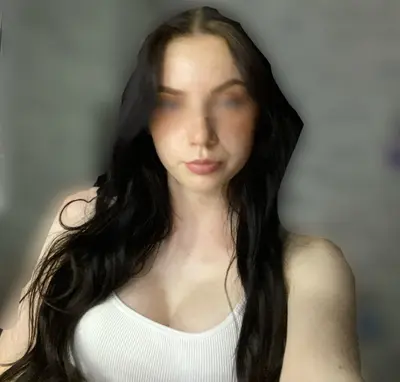 Everyday 1 Pic of my gf - Day 20 cover image