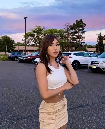 Angie thicc booty Asian rave girl hard drilled Leaks cover image