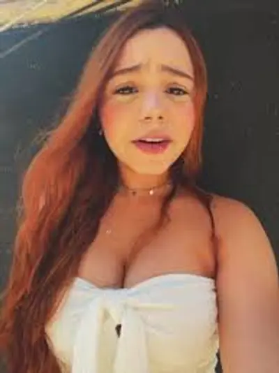 Julia marcedo putinha gostosa cover image