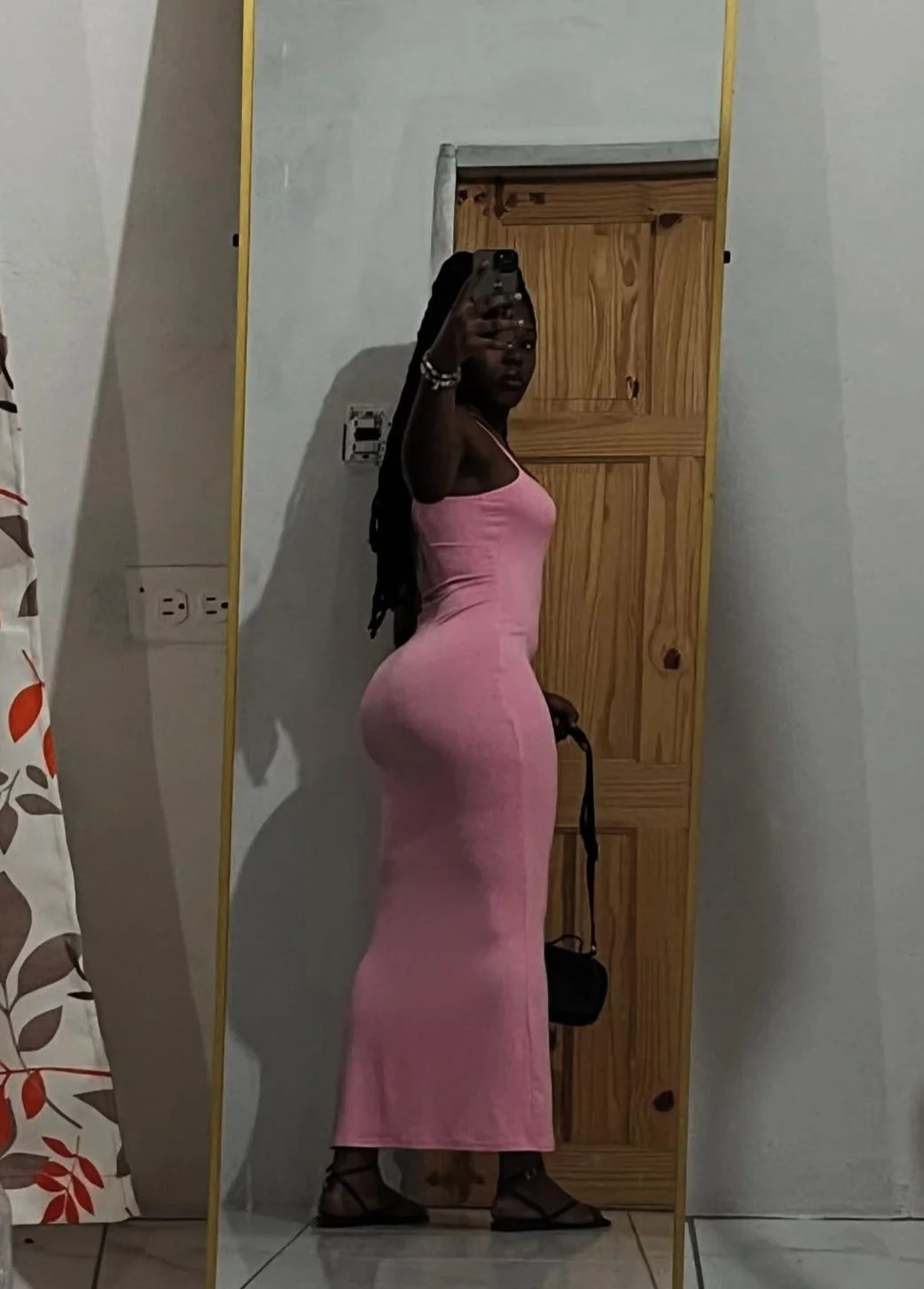 Sexy Jamaican girl with phat ass image 13