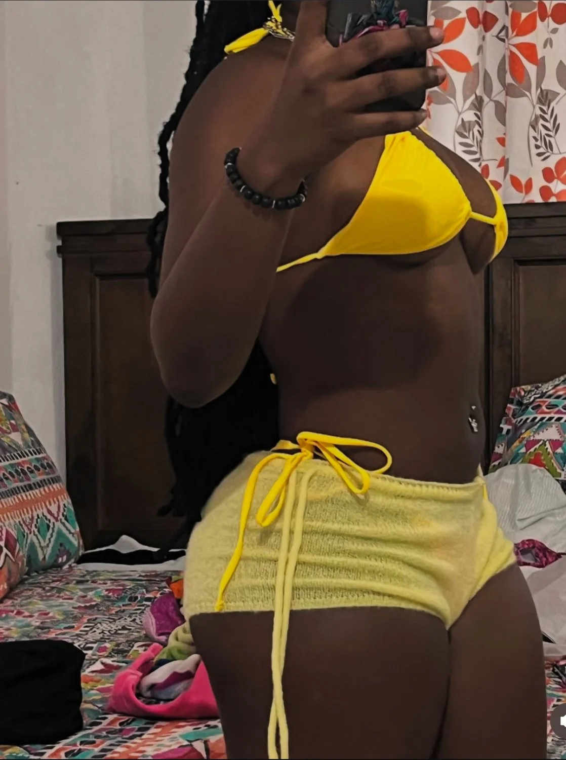 Sexy Jamaican girl with phat ass image 20