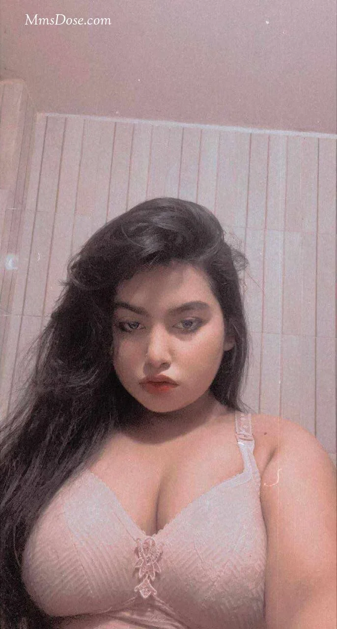 Indian bitch get hardcore blowjob image 5