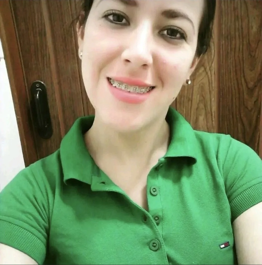 Ayudemosla a ser famosa, ella lo pidió, tiene futuro en esto? Opinen main image