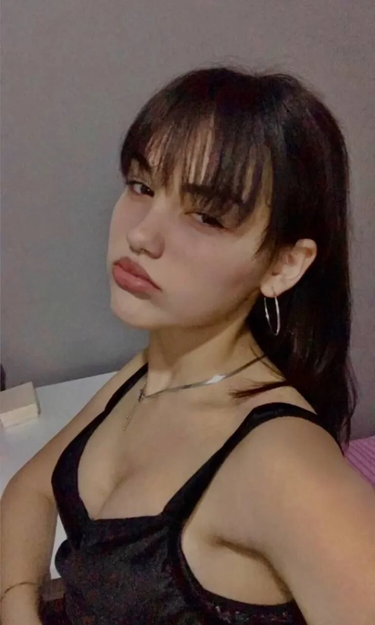 Bosnian girl gets exposed image 9