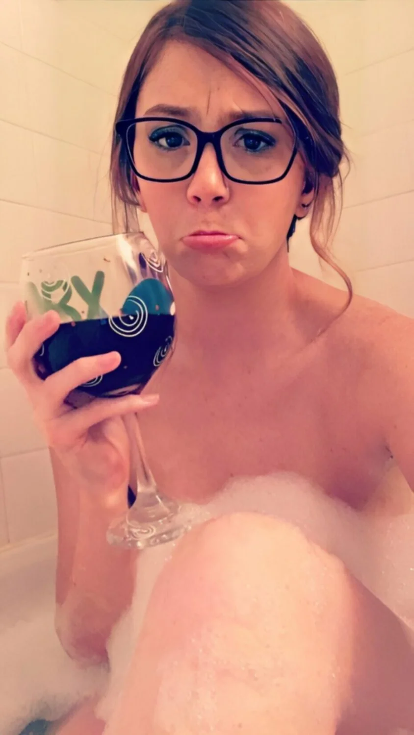 Teasing Slut Jess USA image 18