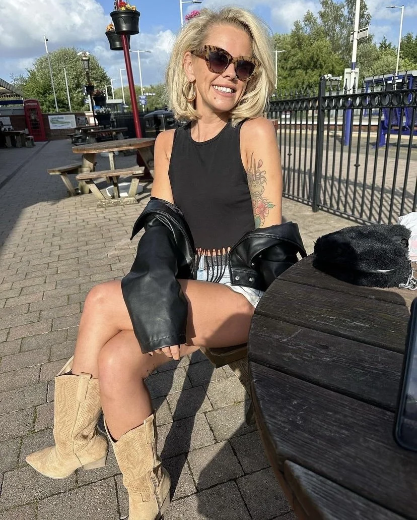 Karly British Chav image 16