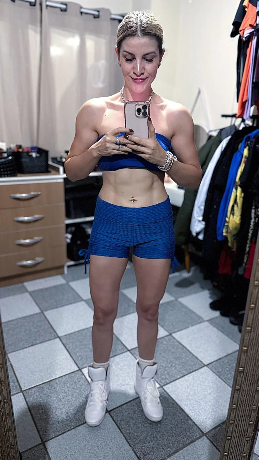 PARTE 2 Dentro sim ou não? Loira rata de academia image 12