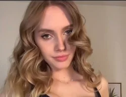 Novinha gostosa brincando com a bucetinha!!! Vazou!!! Caiu na net!!! putinha!! Novos videos!!! image 1
