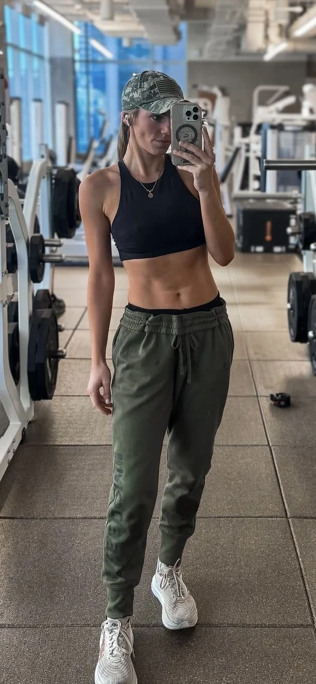 Sexy sports broadcaster image 20
