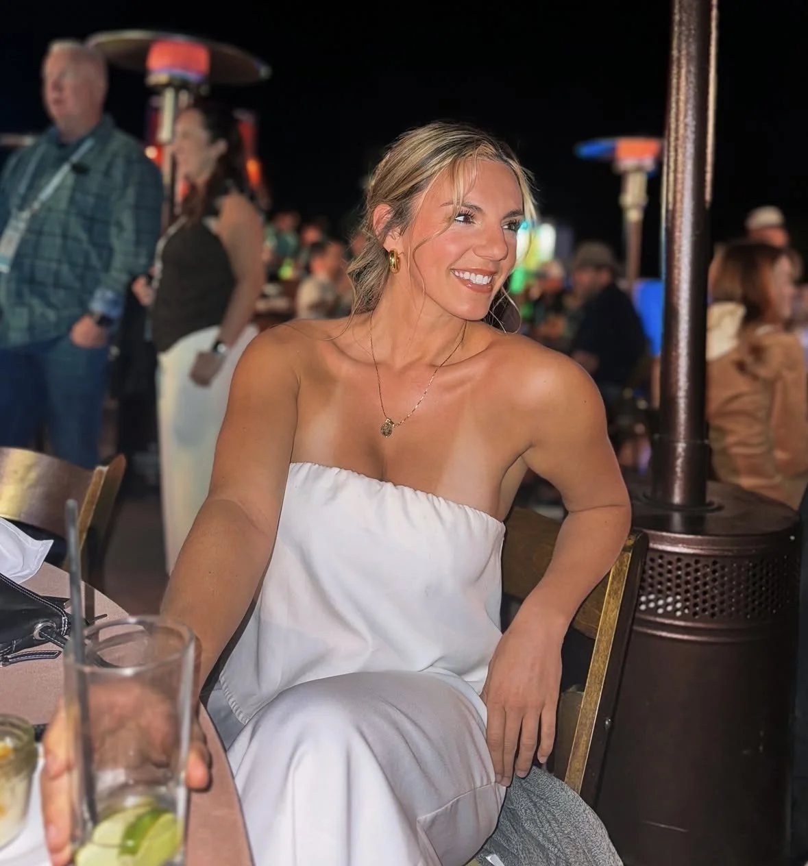 Sexy sports broadcaster image 21
