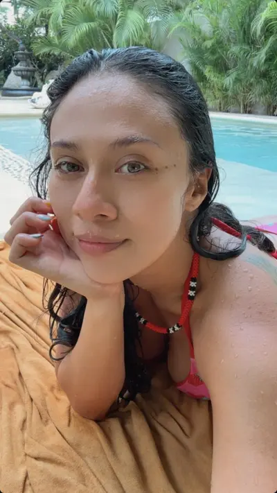 Beautiful big-breasted Isabel Part 1 🇪🇸 cover image