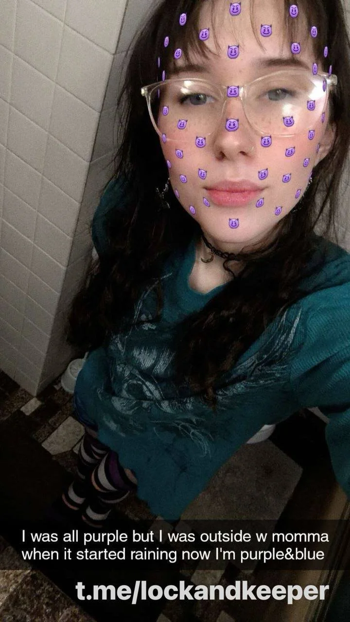 Cuck’s 19 yo alt gf image 3