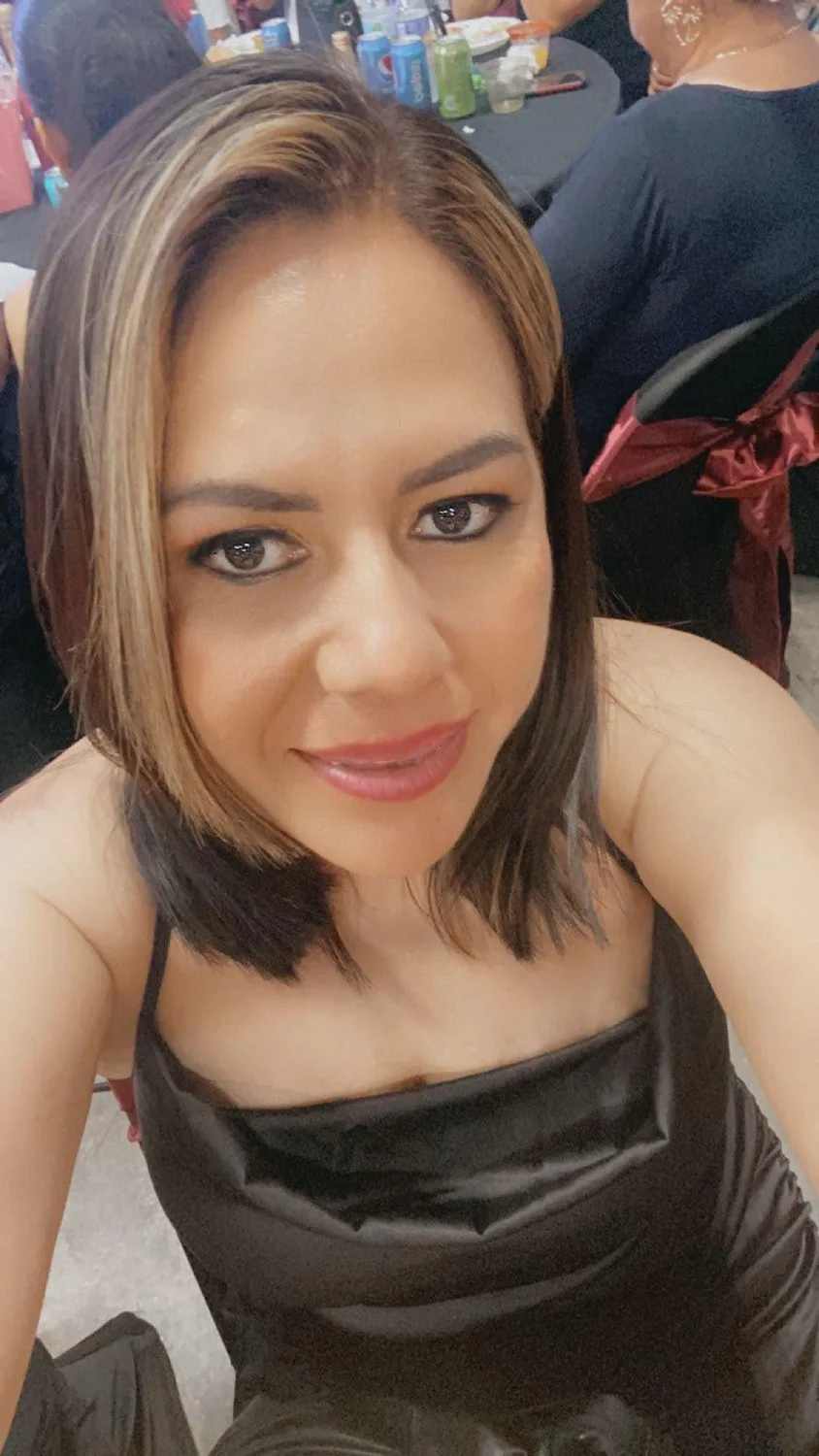 someone sent their sexy mom image 10