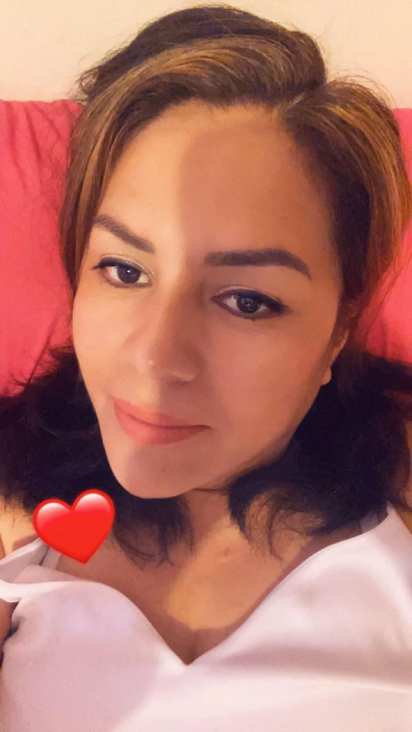someone sent their sexy mom image 16
