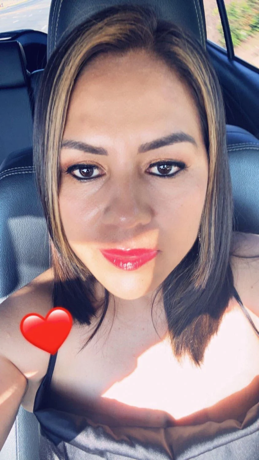 someone sent their sexy mom image 18