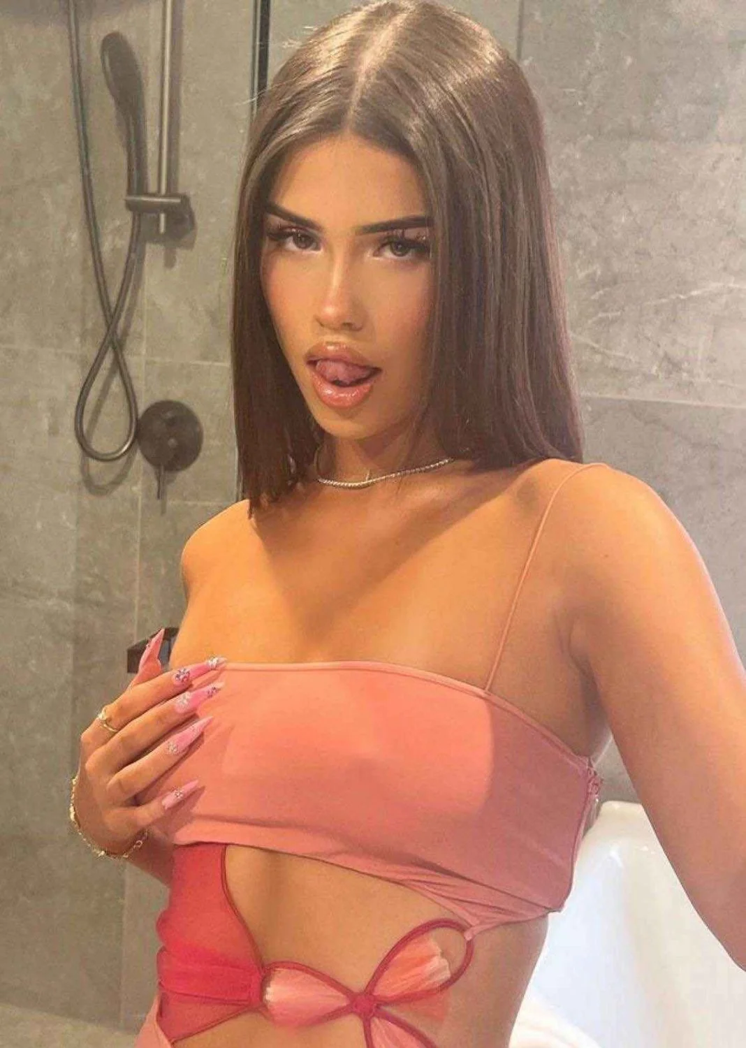 queen leah 😍 image 2
