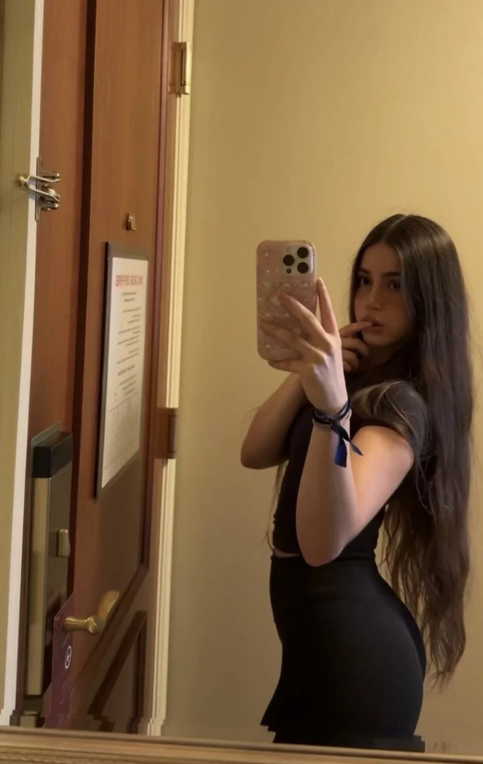 Teen PAWG slut has a perfect big ass image 3