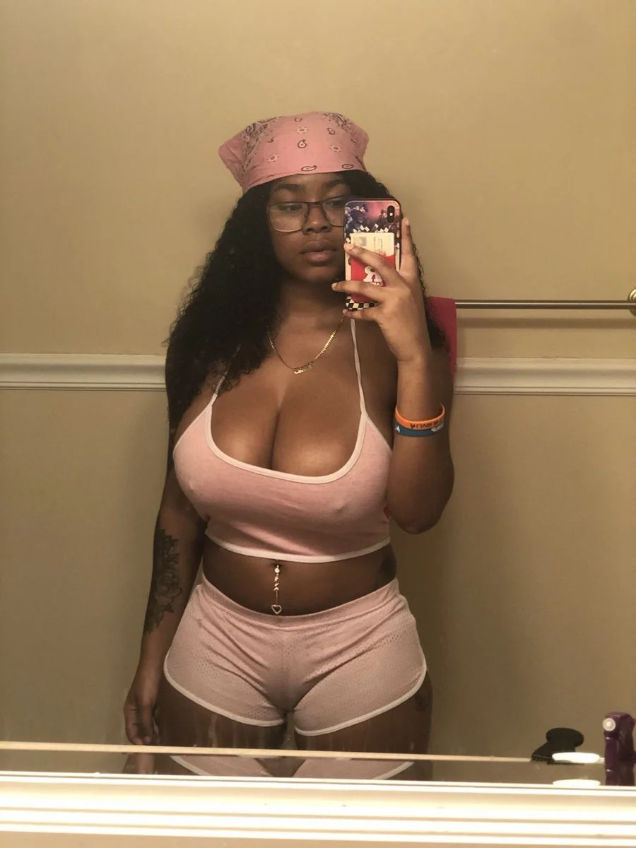 Pretty Yunique image 26