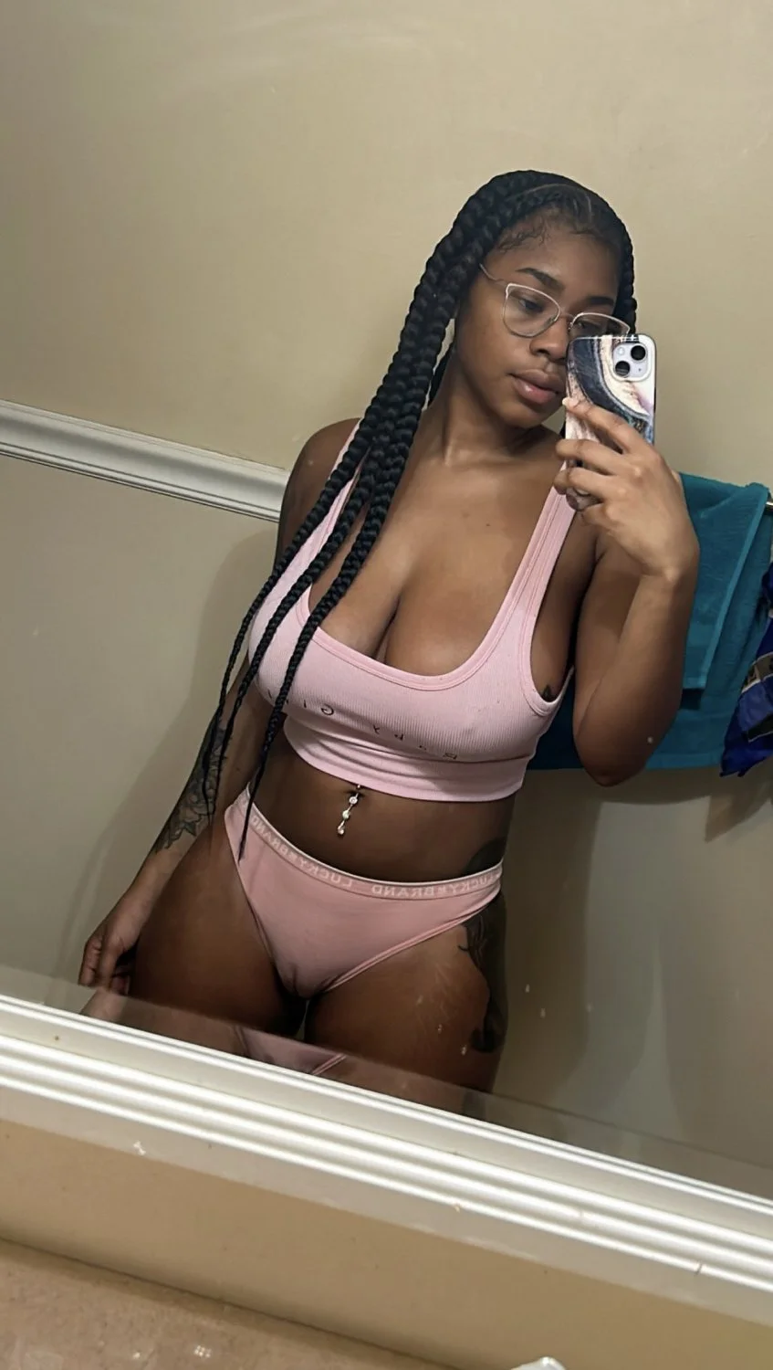 Pretty Yunique image 9