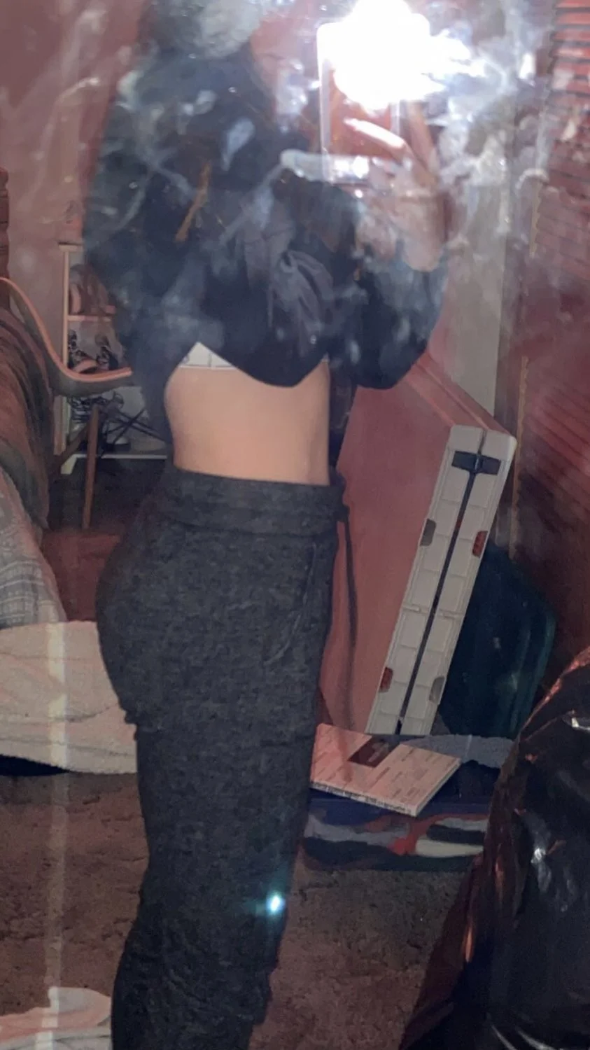 Tegan image 16