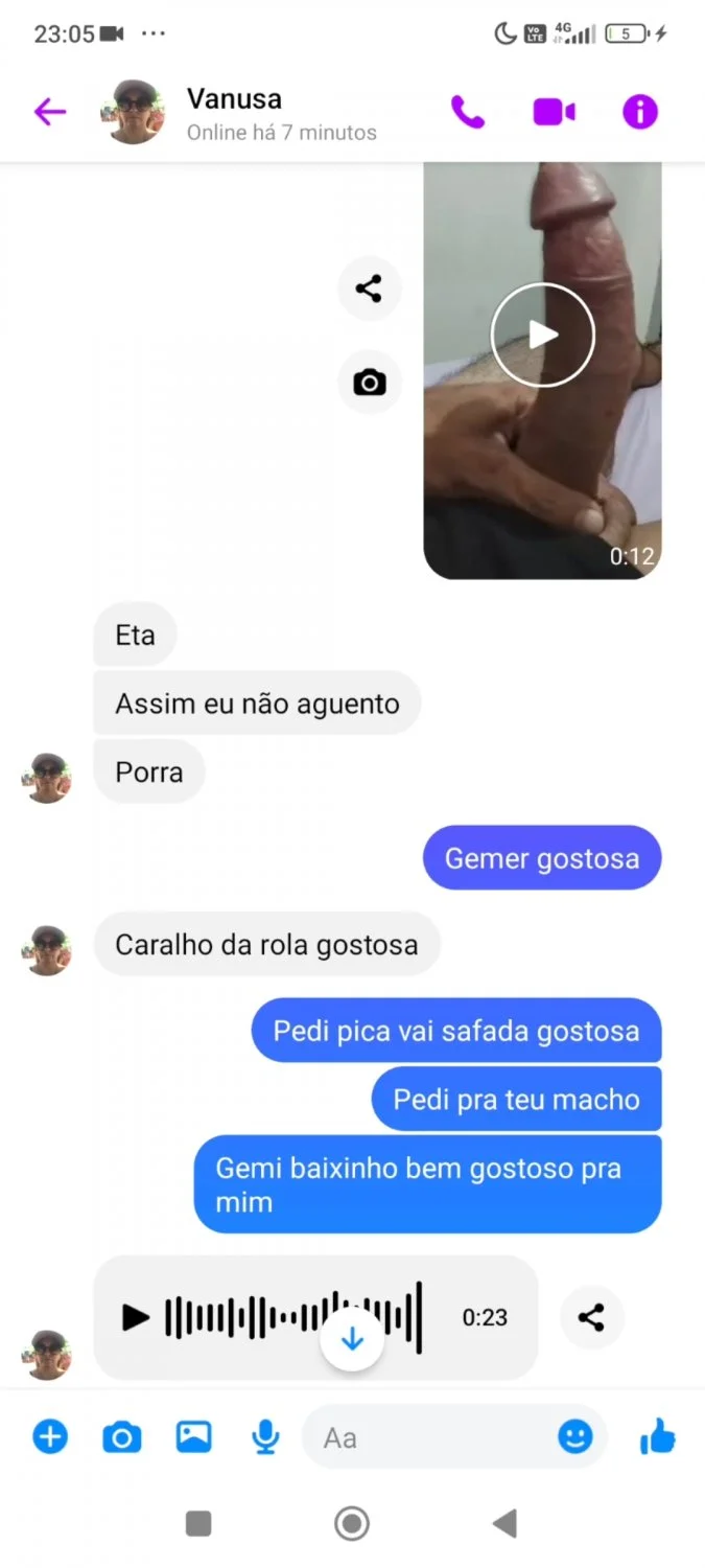 Coroa safada gosta de chupar pica e rebolar image 10