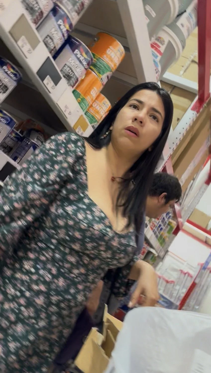 Linda latina gran culo se da cuenta pero asi le gusta image 19