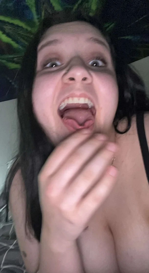 Liz caught image 17