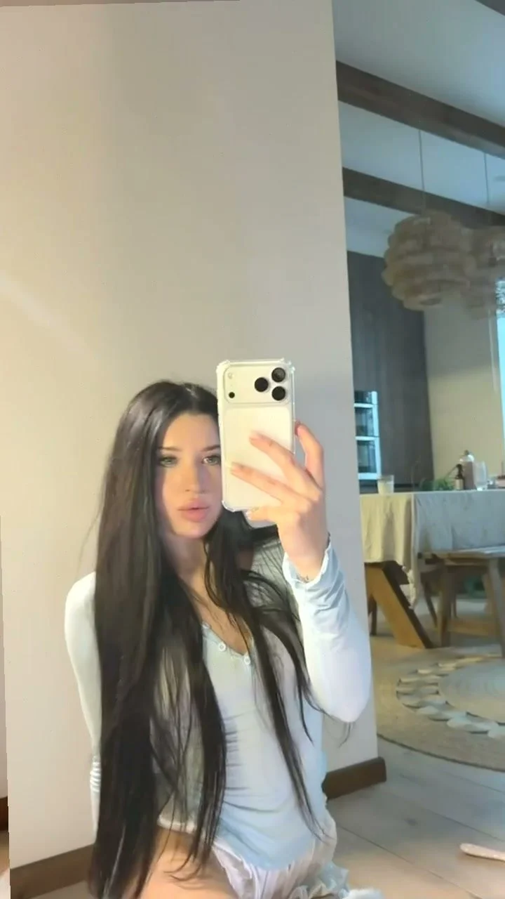 🔞 petite huge tits getting creampie nude wet pussy 💦🍑 Check my OF image 3