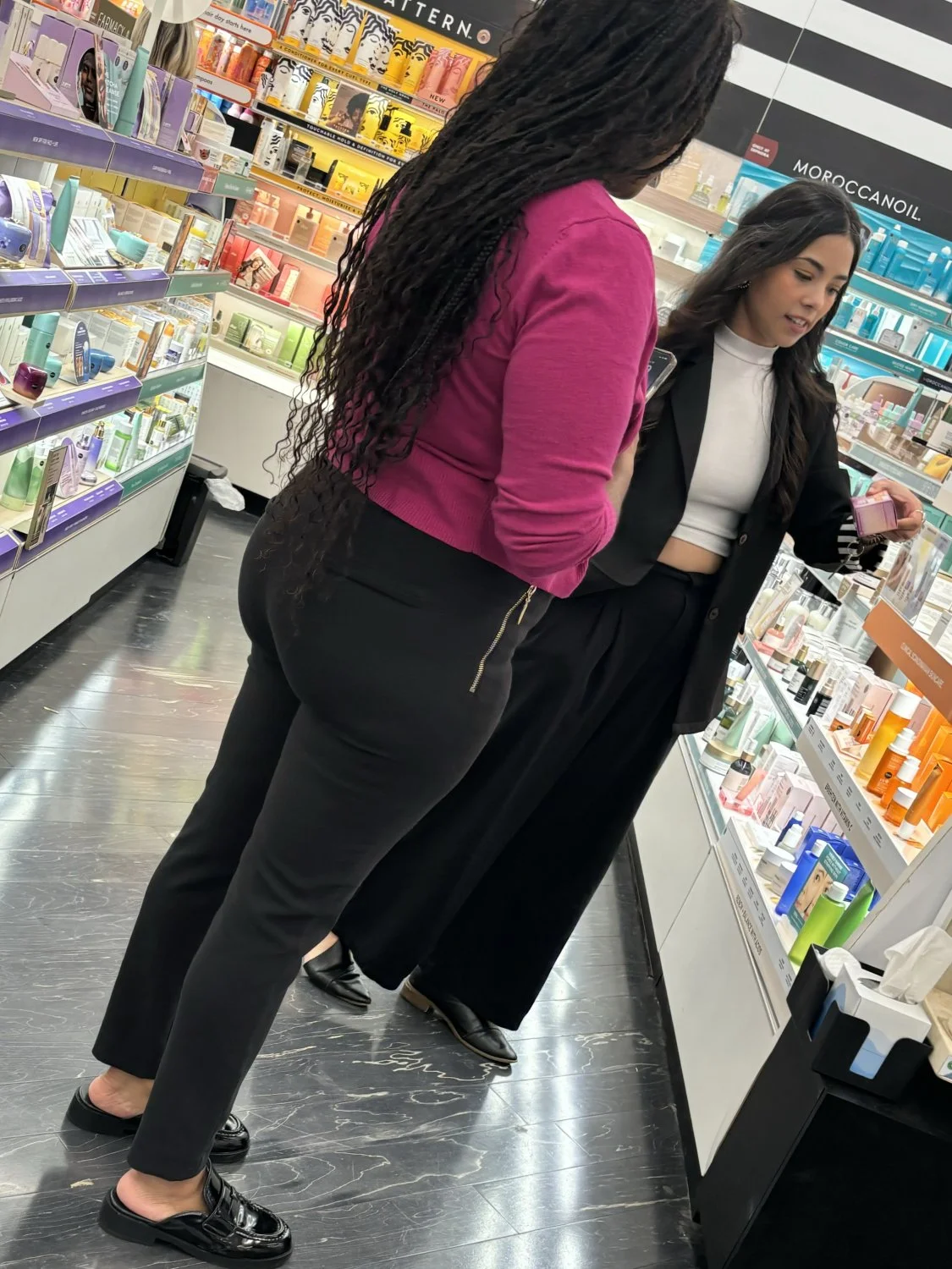 Big booty in them slacks main image