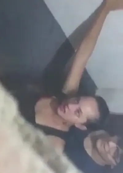 Casal flagrado fodendo dentro do banheiro na balada cover image