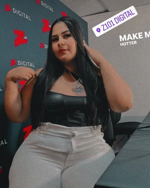 Th1ck d0miNiCAn bootY !! main image