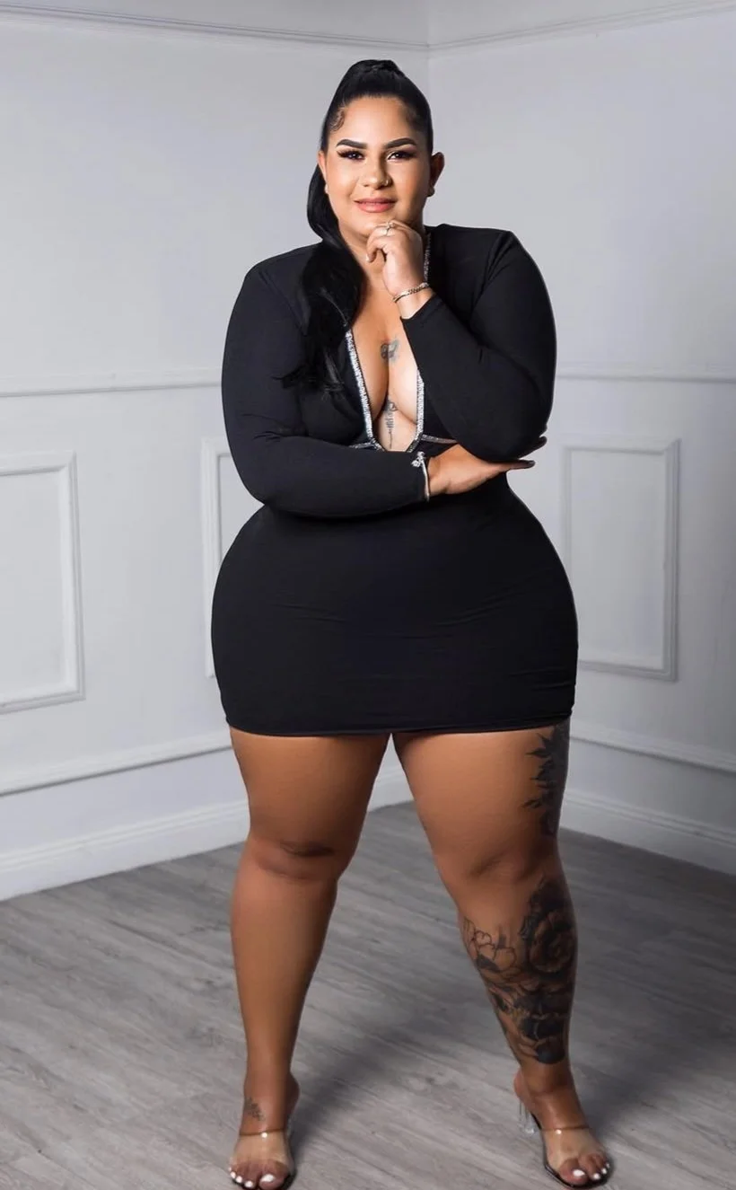 Th1ck d0miNiCAn bootY !! image 7
