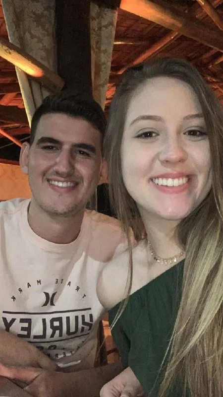 Loirinha rabuda vazada pelo namorado! image 2