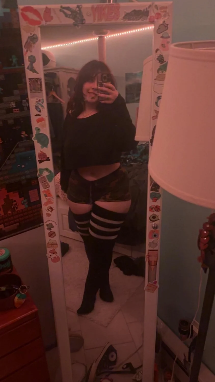 thicc reddit webslut image 13