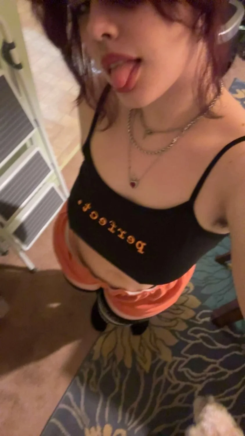 thicc reddit webslut image 3