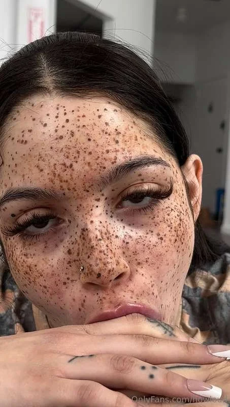 Streamer University Lightskin Baddie From New York A Freak image 2