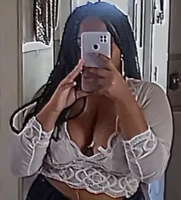 Preta vazada image 2
