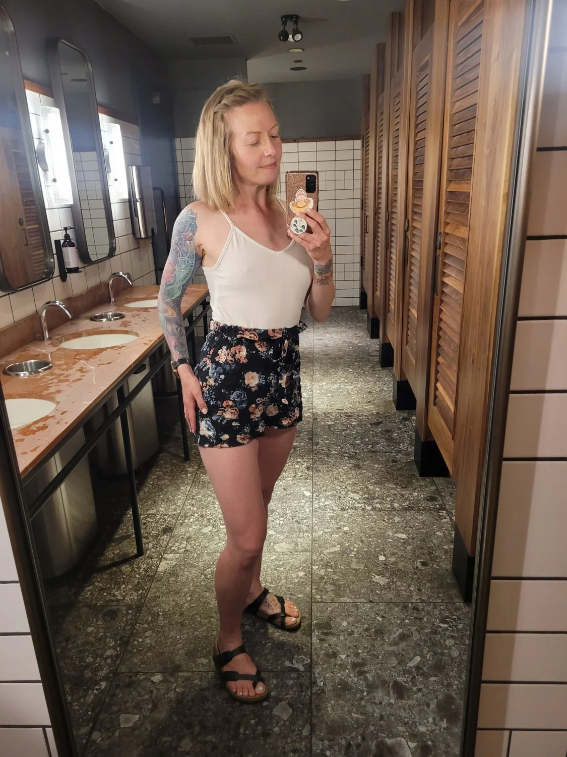 37yo Canadian Beauty image 38