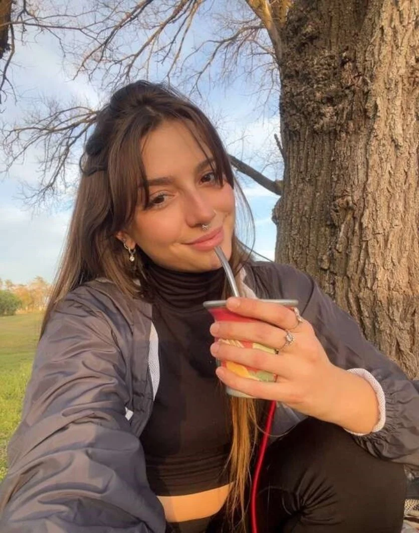 Argentina hermosa universitaria sexy blanquita culona rica con coño delicioso image 3
