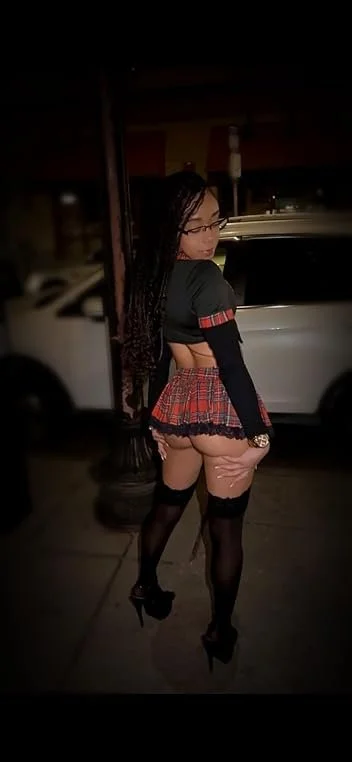 Petite Ebonys + Plaid Skirts image 8