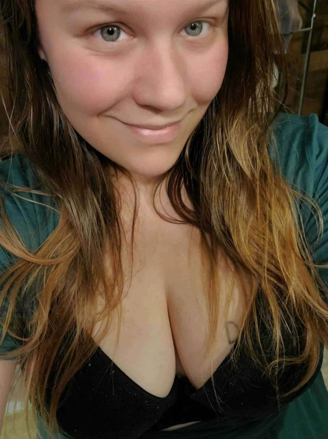 Repost if you'd fuck my cumslut image 2