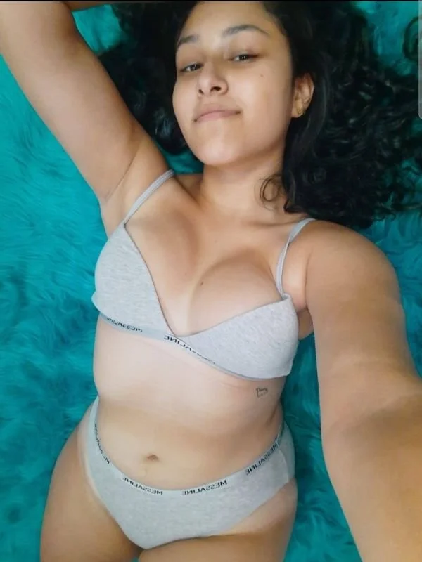 Le encanta mostrar 🔥🥵 image 43