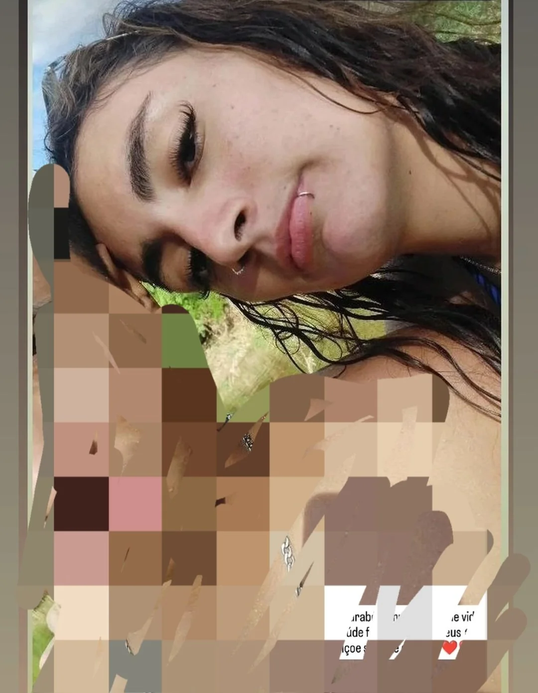 Ex vazou fotos de novinha magrinha mostrando a bucetinha e os peitinhos image 13