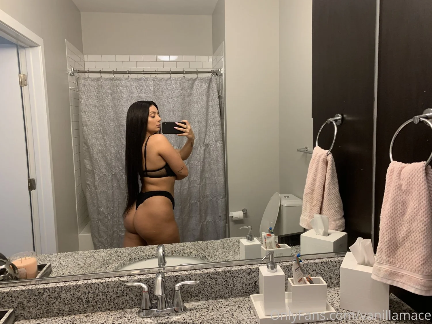 Sexy Streamer Pawg image 47