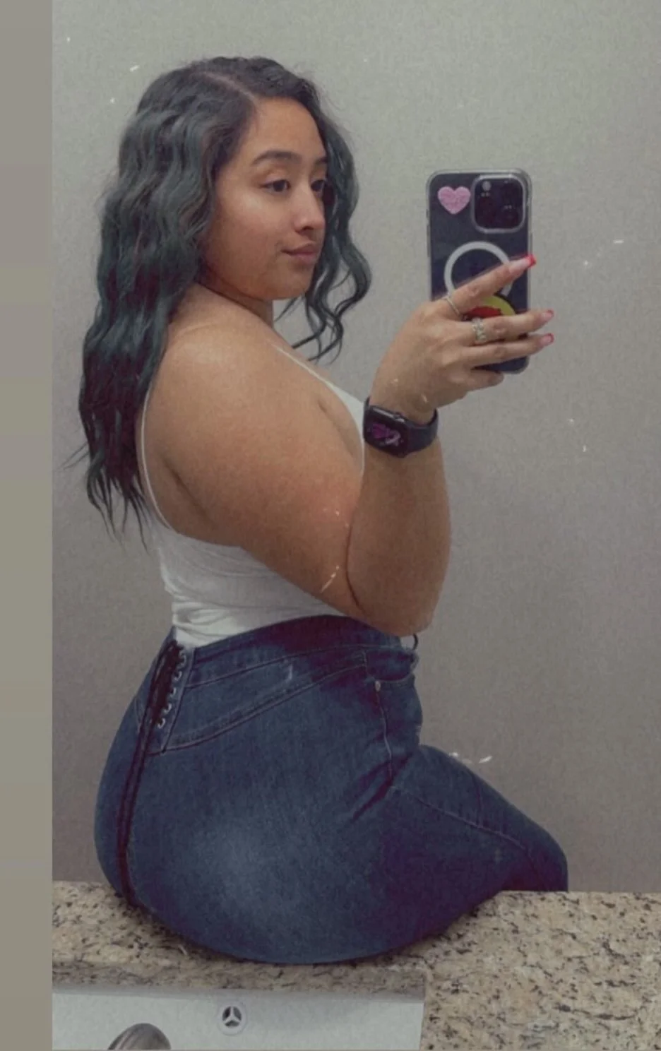 Mitzy 🔥 image 4