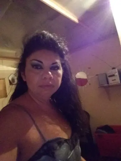 Me quiero culiar a mi tia cover image