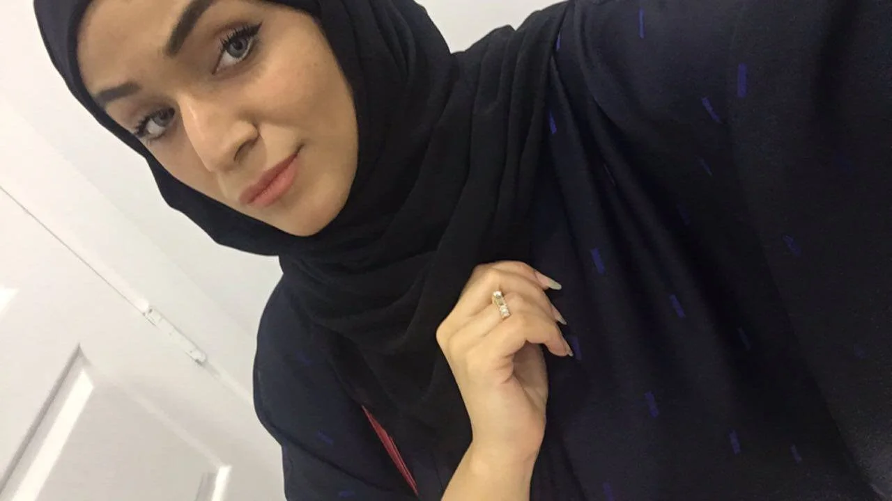 خطيبة الديوث image 10