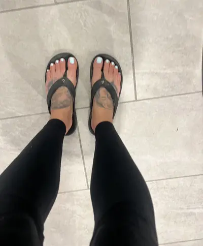 Wife’s pretty feet cover image