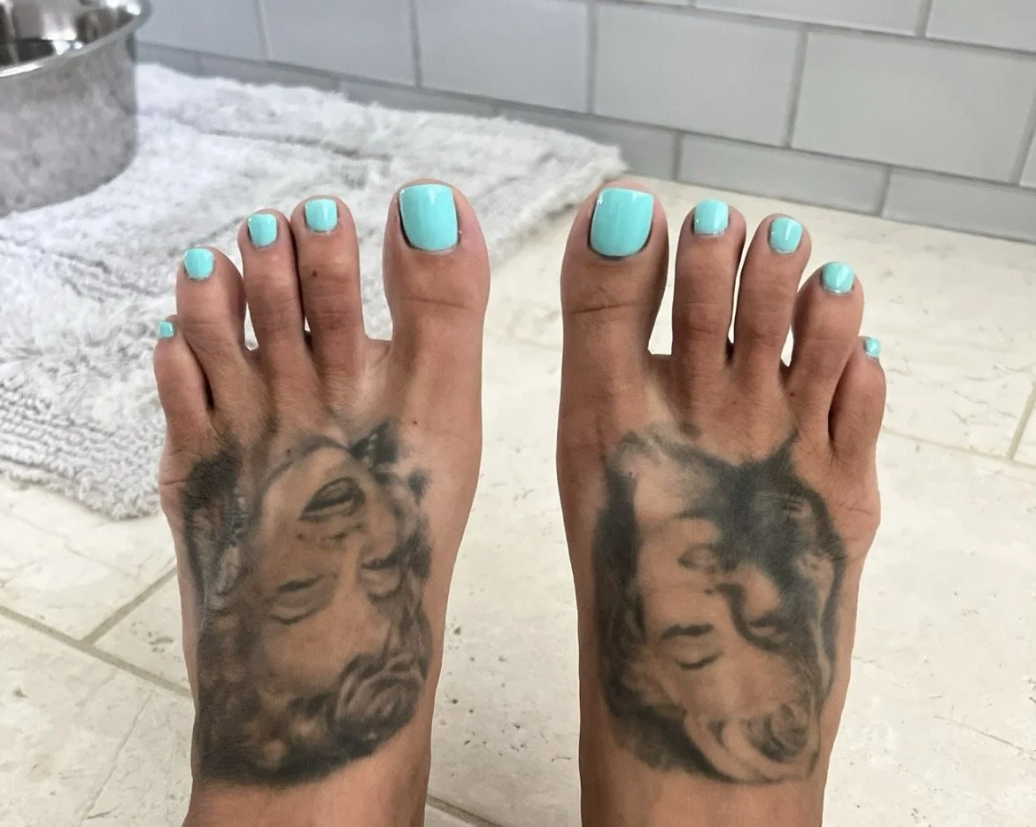 Wife’s pretty feet image 2