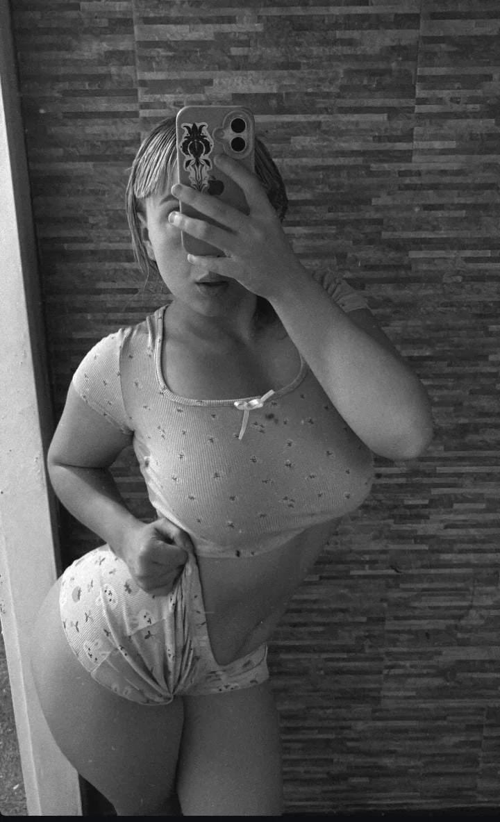 Cande putita de ig image 7
